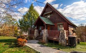 Home Sweet Hideaway Retreat Near Pigeon Forge